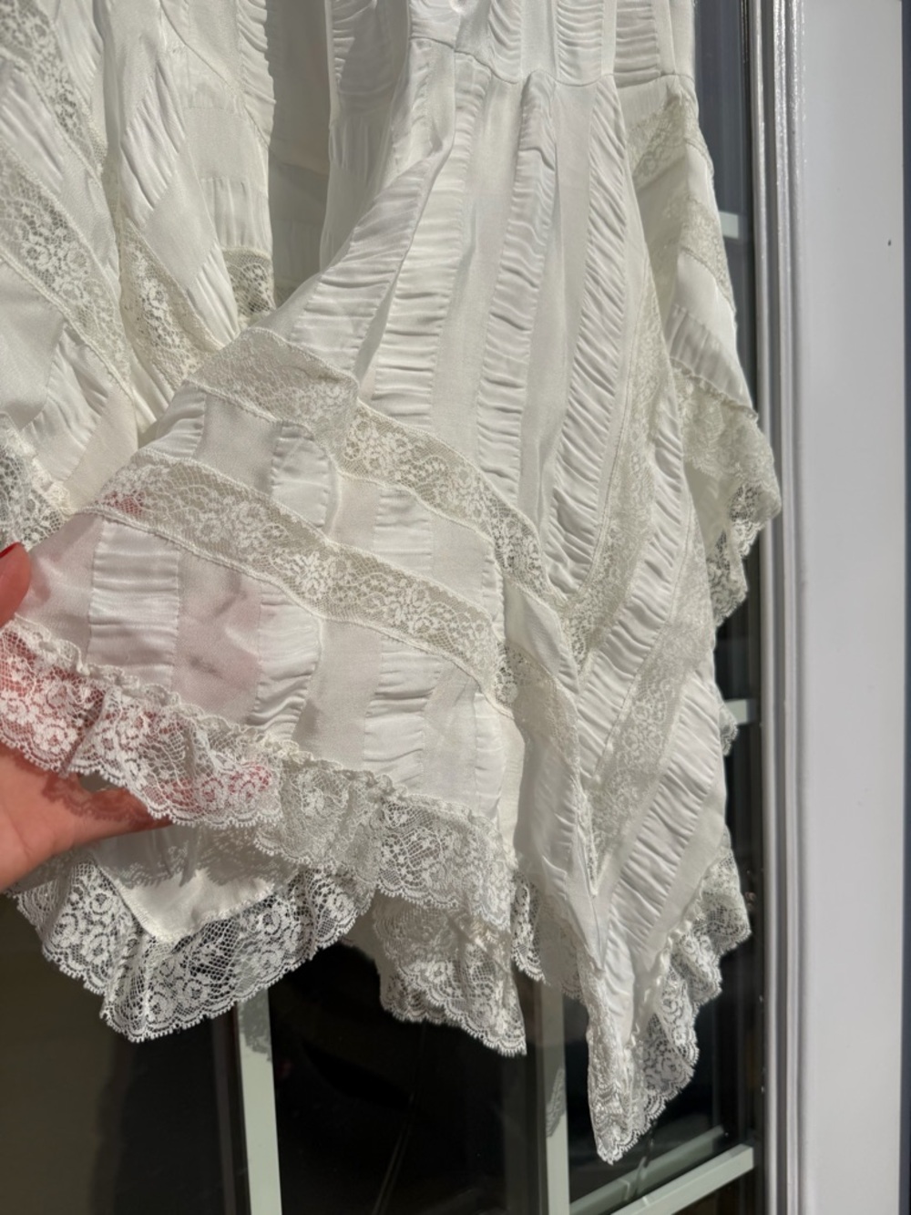 Philosophy di Lorenzo Serafini Runway Asymmetrical Lace-Trim Ruffle Skirt - Picture 4 of 6